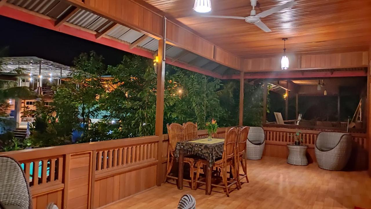 Bunaken Villa Queen'S Dive 마나도 외부 사진